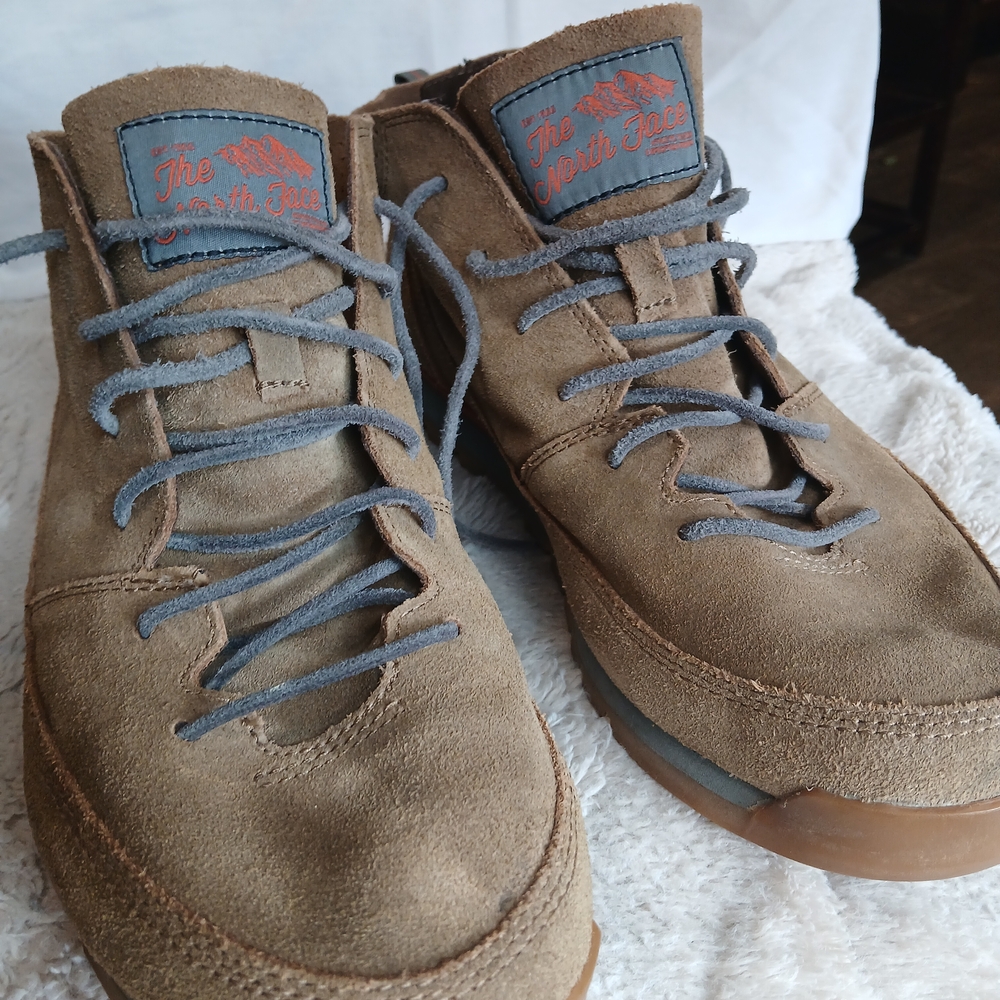 The North Face Men's Brown Suede Chukka Boots
